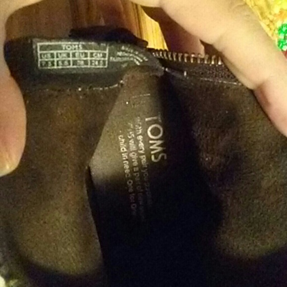 Tom's booties - Picture 3 of 4